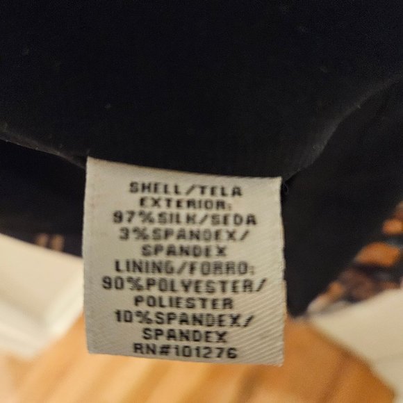 Silk dress - Picture 3 of 6